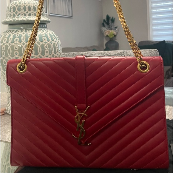 Saint Laurent

ENVELOPE LEATHER CROSSBODY BAG - Picture 3 of 16